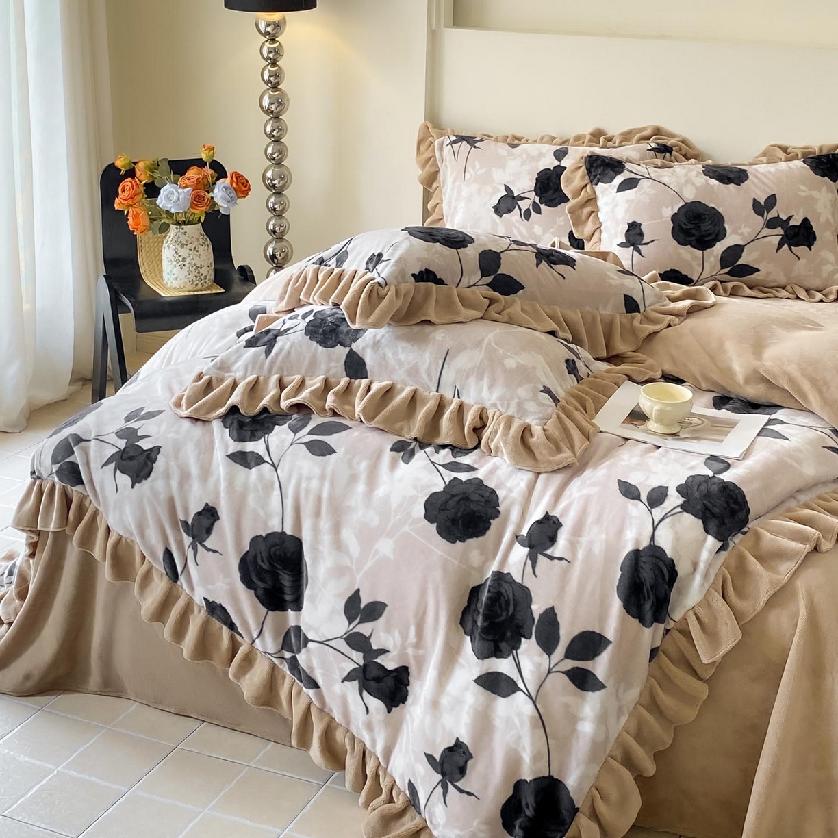 91家纺网 家纺一手货源 找家纺 （总）慕希家纺 2025新款高克重牛奶绒花边款四件套