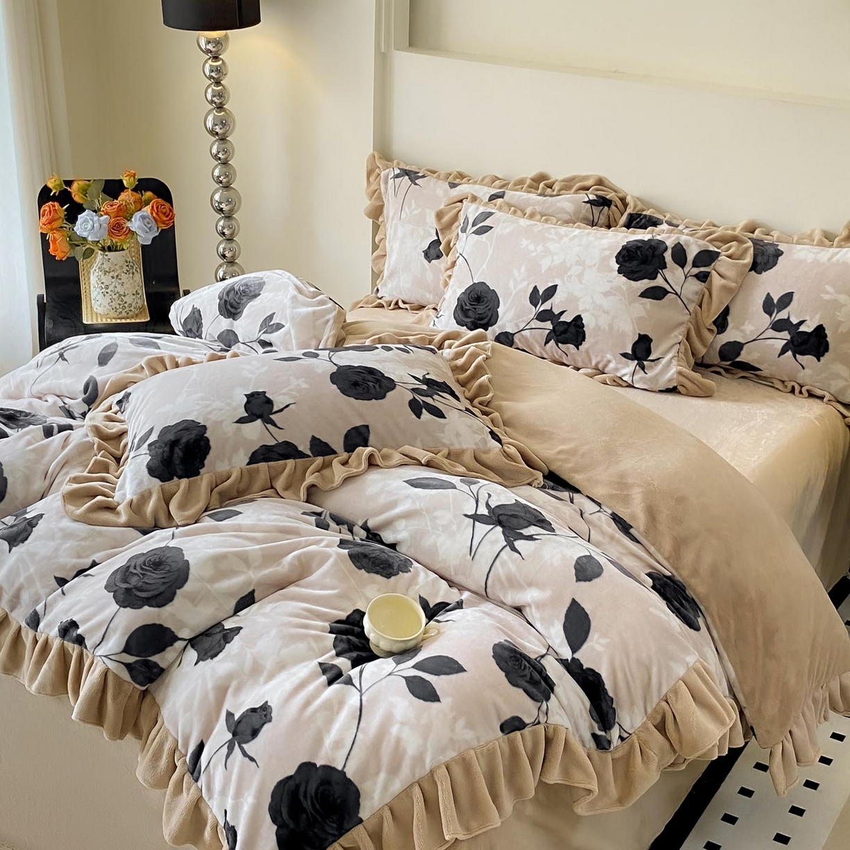 91家纺网 家纺一手货源 找家纺 （总）慕希家纺 2025新款高克重牛奶绒花边款四件套