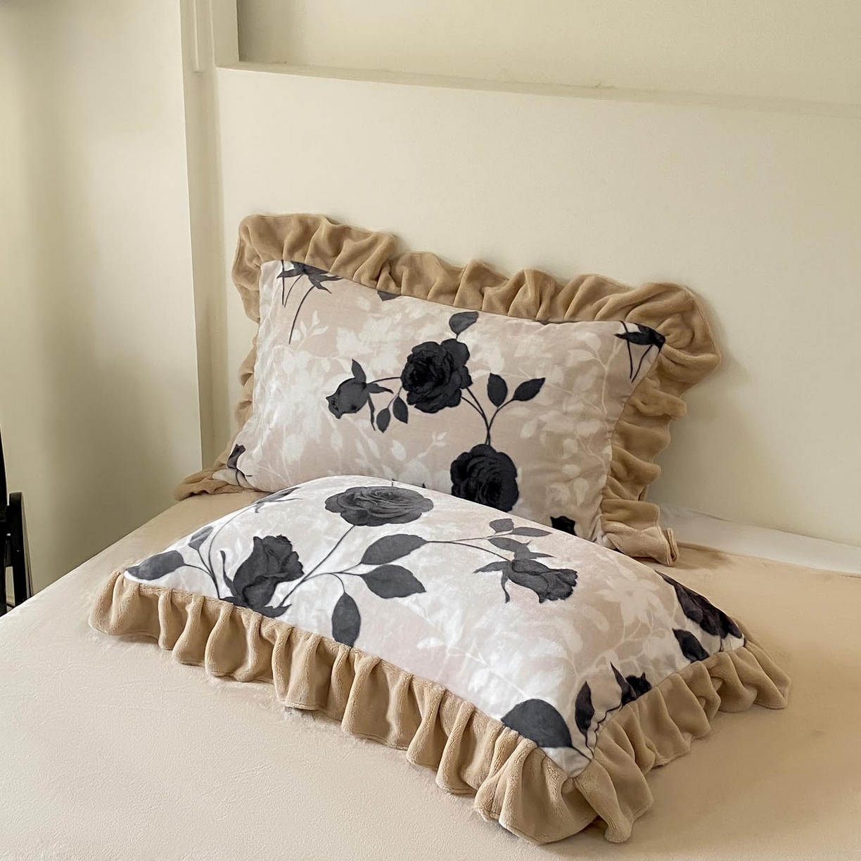 91家纺网 家纺一手货源 找家纺 （总）慕希家纺 2025新款高克重牛奶绒花边款四件套