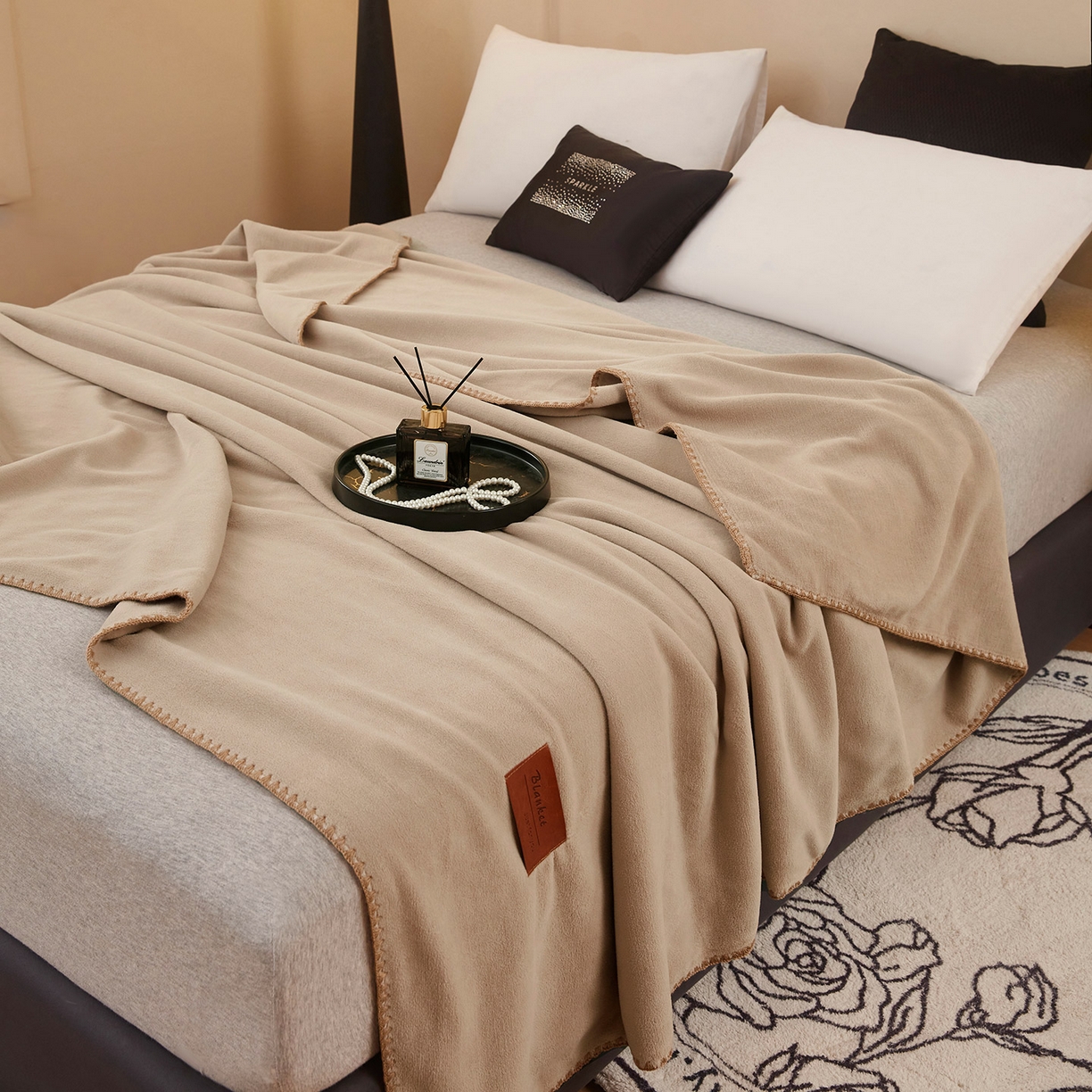 91家纺网 家纺一手货源 找家纺 肖恩毯业 2025新款轻奢纯色仿羊绒毯单层双层保暖加厚秋冬毛毯盖毯毯子跨境专供 仿羊绒双层-奶咖