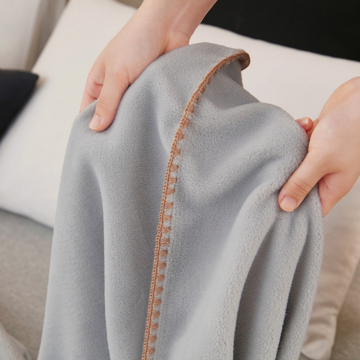 91家纺网 家纺一手货源 找家纺 肖恩毯业 2025新款轻奢纯色仿羊绒毯单层双层保暖加厚秋冬毛毯盖毯毯子跨境专供 仿羊绒双层-雅灰