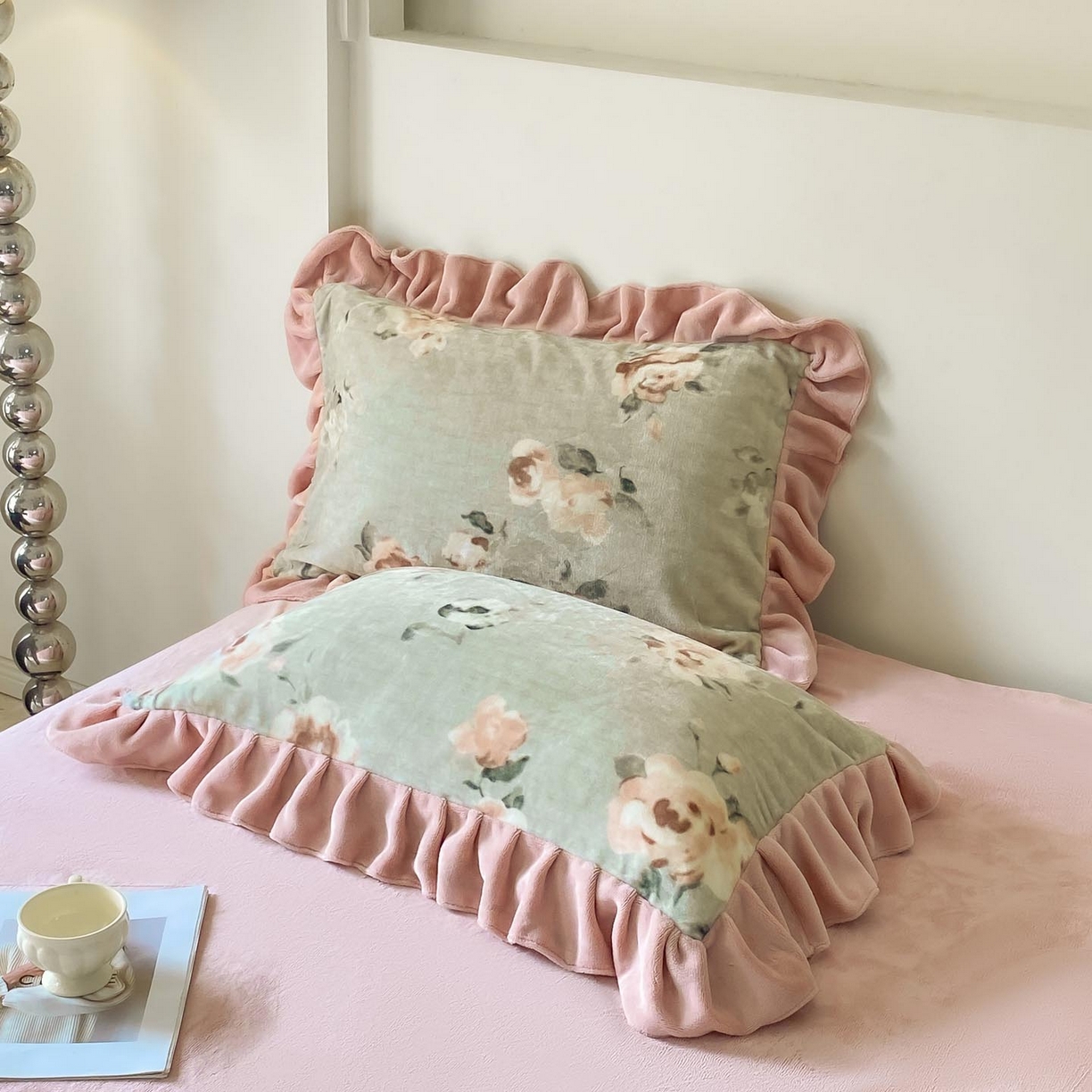 91家纺网 家纺一手货源 找家纺 慕希家纺 2025新款高克重牛奶绒花边款四件套 木棉花-绿