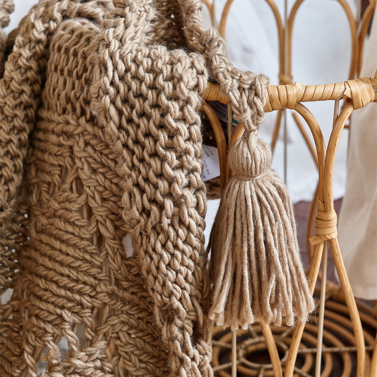 91家纺网 家纺一手货源 找家纺 暖绵绵家纺 2025新款温柔编制感腈纶针织毯-霍恩 霍恩-卡其