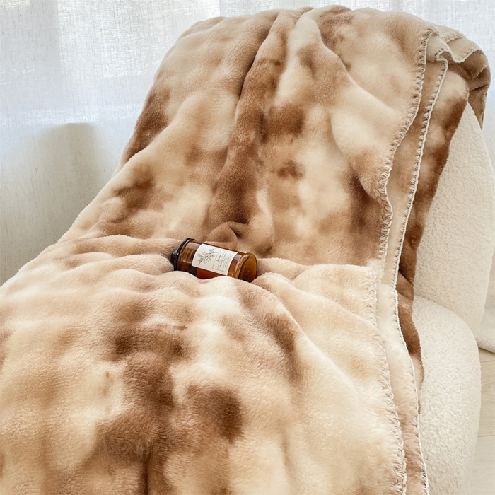 91家纺网 家纺一手货源 找家纺 （总）奥裕2025新款双面泡泡兔毛绒多功能毛毯高克重法莱绒牛奶绒