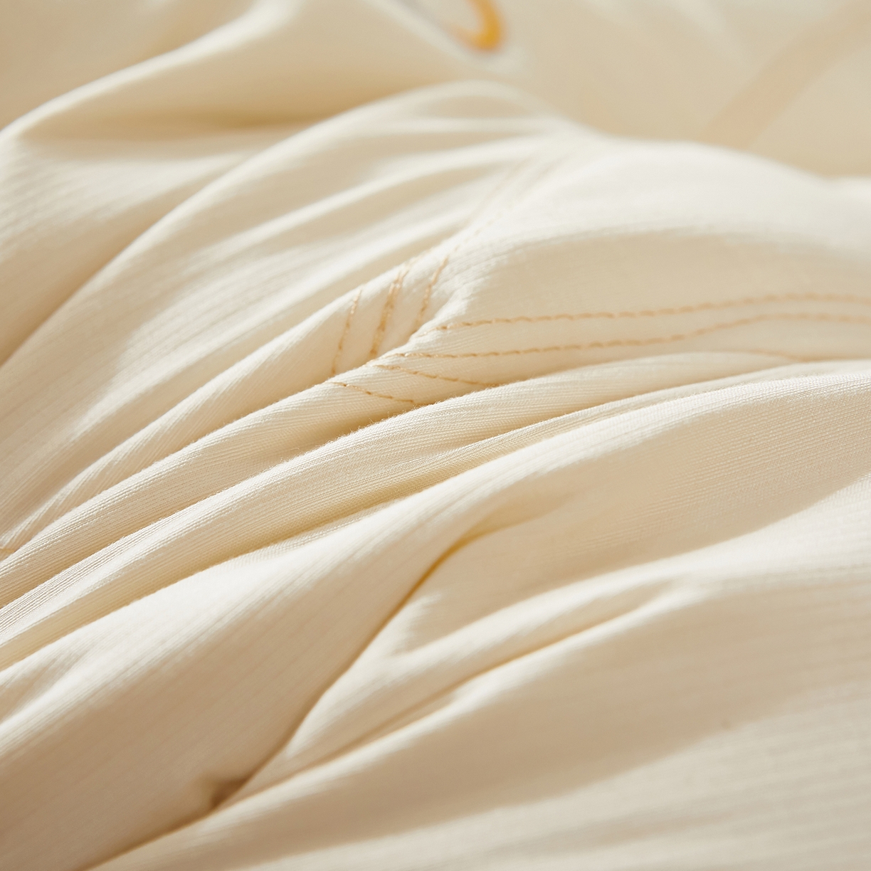 91家纺网 家纺一手货源 找家纺 （总）鼎晟纺 2025新款宇航员悬浮零压枕护颈枕头成人学生枕芯