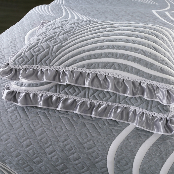 91家纺网 家纺一手货源 找家纺 典曼家纺 2025新款北欧风针织棉床盖三件套床盖 曲边格调