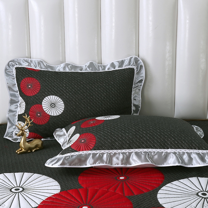 91家纺网 家纺一手货源 找家纺 典曼家纺 2025新款北欧风针织棉床盖三件套床盖 伞上生花