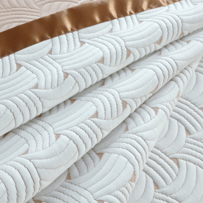 91家纺网 家纺一手货源 找家纺 典曼家纺 2025新款北欧风针织棉床盖三件套床盖 赫兹-白