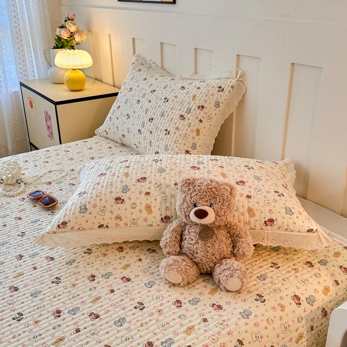 91家纺网 家纺一手货源 找家纺 岚吉家纺 2026新款云朵棉床盖三件套 缤纷小狗