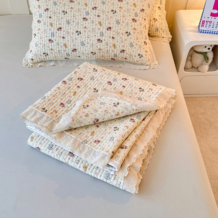 91家纺网 家纺一手货源 找家纺 岚吉家纺 2026新款云朵棉床盖三件套 缤纷小狗