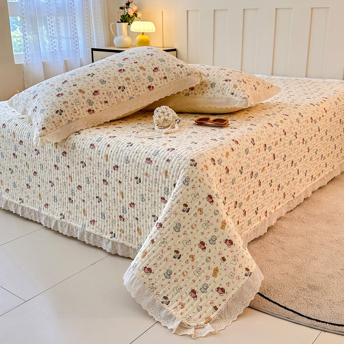 91家纺网 家纺一手货源 找家纺 岚吉家纺 2026新款云朵棉床盖三件套 缤纷小狗