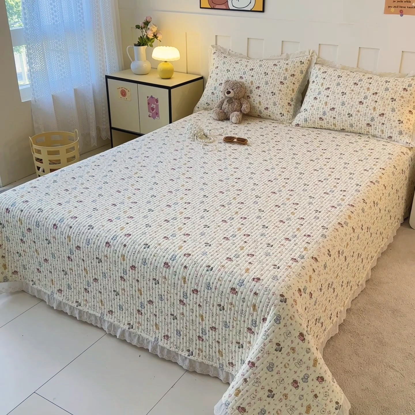 91家纺网 家纺一手货源 找家纺 岚吉家纺 2026新款云朵棉床盖三件套 缤纷小狗