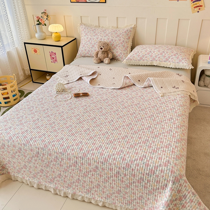 91家纺网 家纺一手货源 找家纺 岚吉家纺 2026新款云朵棉床盖三件套 春天里