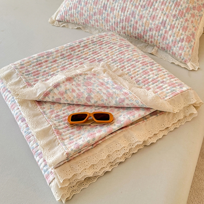 91家纺网 家纺一手货源 找家纺 岚吉家纺 2026新款云朵棉床盖三件套 春天里