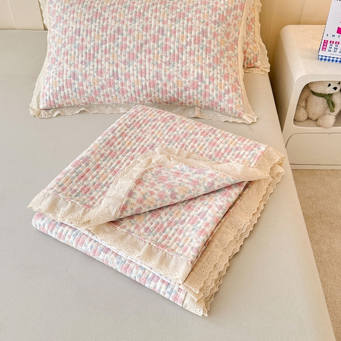 91家纺网 家纺一手货源 找家纺 岚吉家纺 2026新款云朵棉床盖三件套 春天里