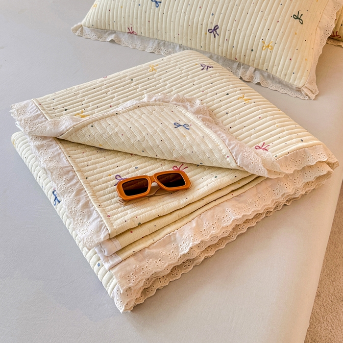 91家纺网 家纺一手货源 找家纺 岚吉家纺 2026新款云朵棉床盖三件套 多彩蝴蝶结