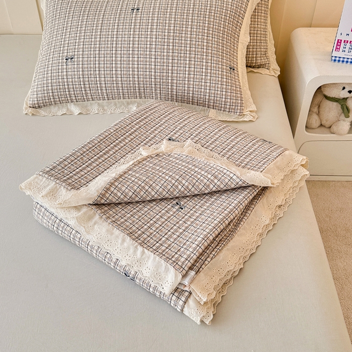 91家纺网 家纺一手货源 找家纺 岚吉家纺 2026新款云朵棉床盖三件套 格子蝴蝶结