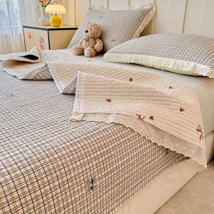 91家纺网 家纺一手货源 找家纺 岚吉家纺 2026新款云朵棉床盖三件套 格子蝴蝶结