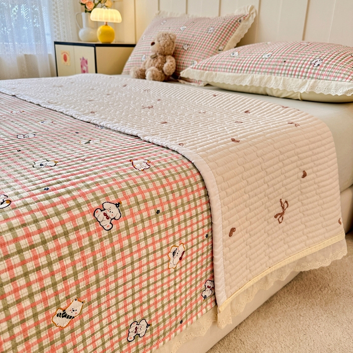 91家纺网 家纺一手货源 找家纺 岚吉家纺 2026新款云朵棉床盖三件套 格子小狗