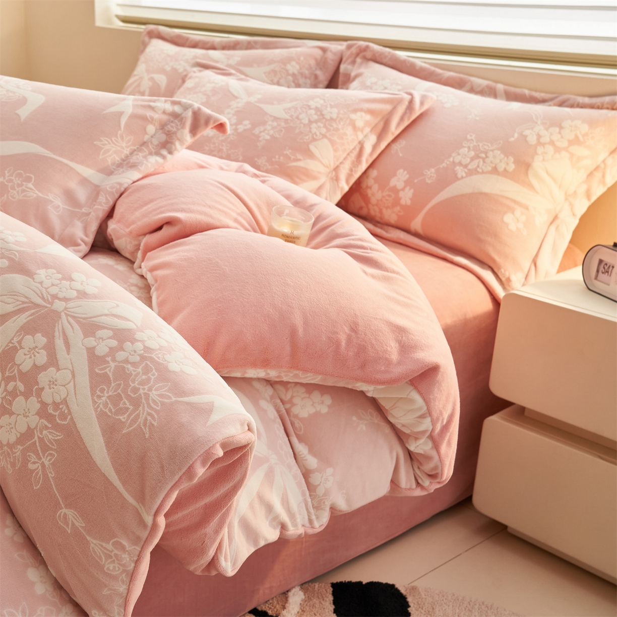 91家纺网 家纺一手货源 找家纺 （总）恒爱家纺 2025新款牛奶绒立体剪花四件套