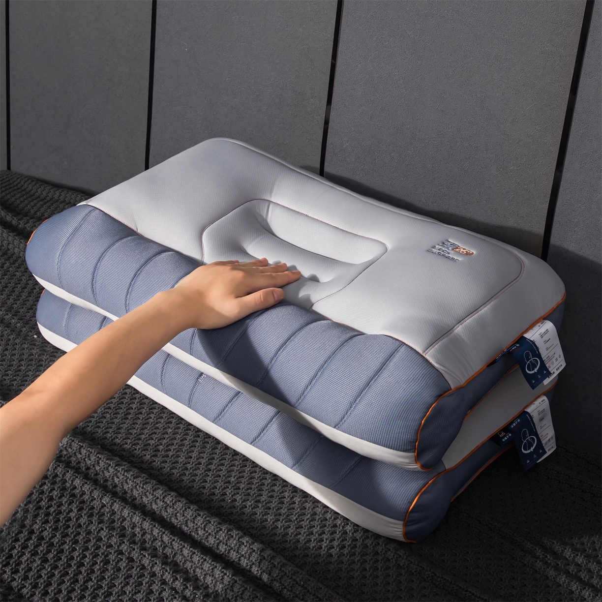 91家纺网 家纺一手货源 找家纺 （总）麦肯锡 2025新款26度颈养牵引枕枕头枕芯单枕芯