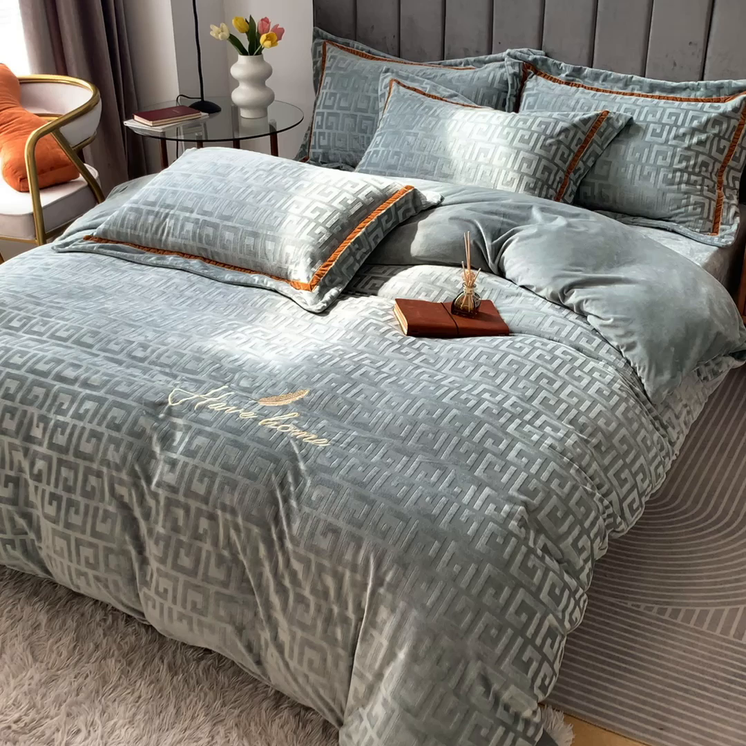 91家纺网 家纺一手货源 找家纺 (总）奥裕2025新款A类婴儿绒牛奶绒四件套梵高系列