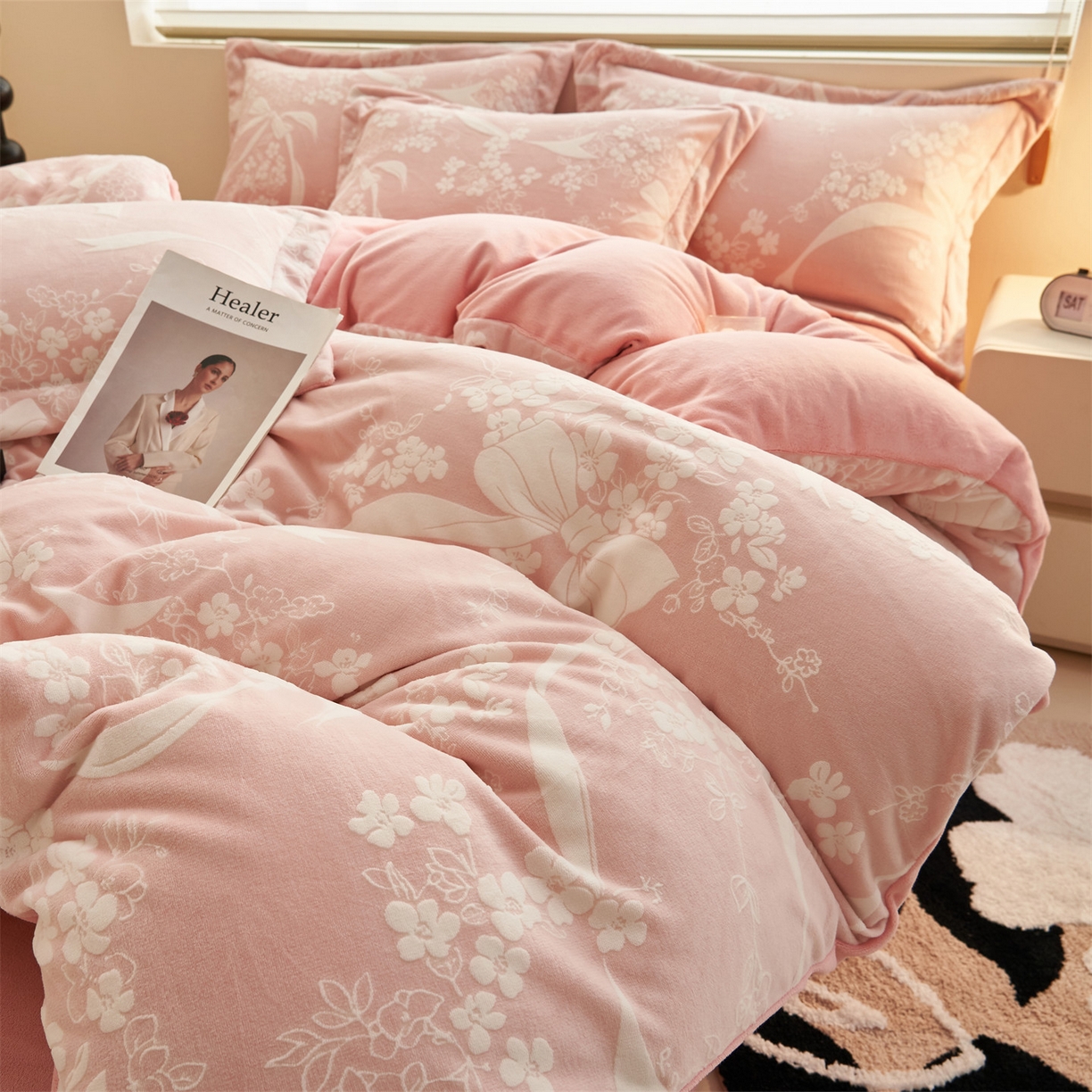 91家纺网 家纺一手货源 找家纺 恒爱家纺 2025新款牛奶绒立体剪花四件套 爱意绵绵