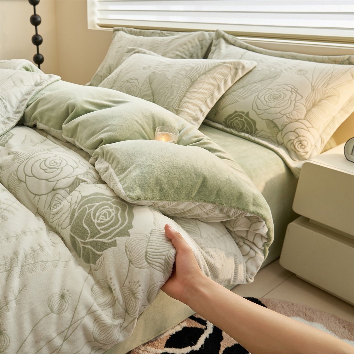 91家纺网 家纺一手货源 找家纺 恒爱家纺 2025新款牛奶绒立体剪花四件套 出水芙蓉-浅绿