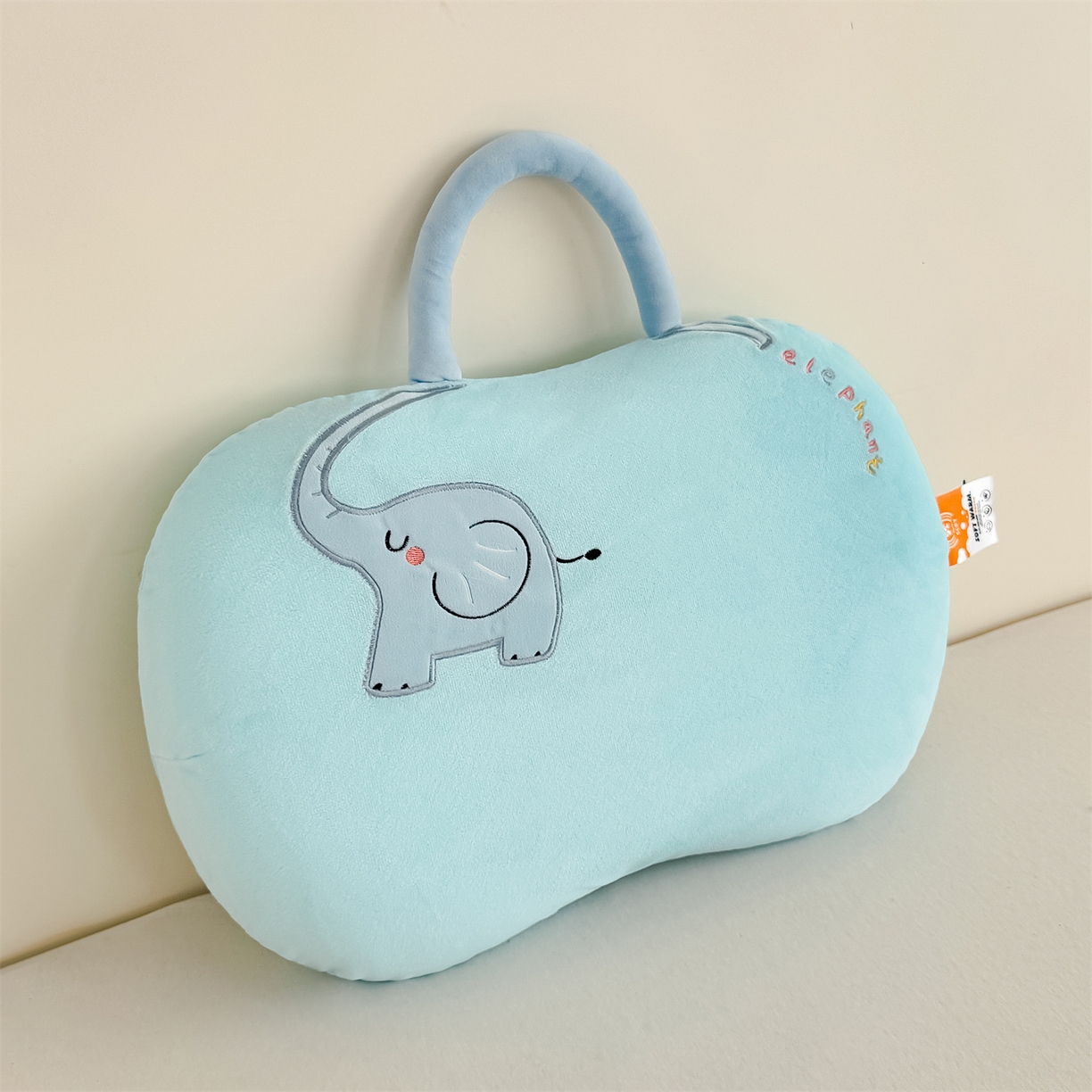 91家纺网 家纺一手货源 找家纺 麦肯锡 2025新款暖绒大象手提猫肚枕枕头枕芯单枕芯 蓝色