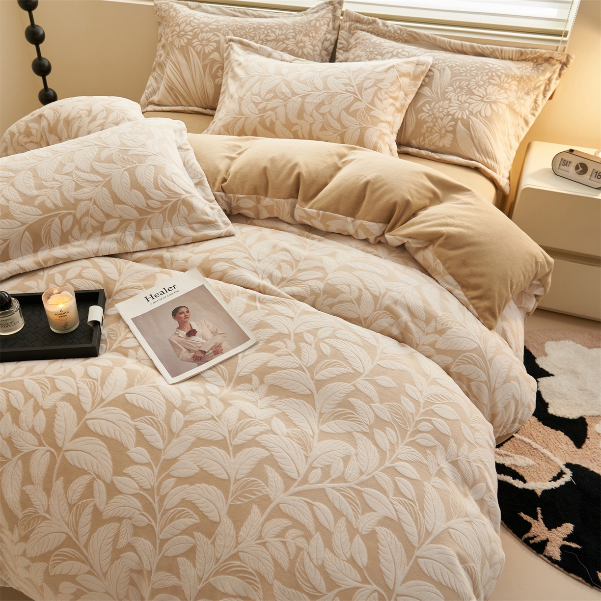 91家纺网 家纺一手货源 找家纺 恒爱家纺 2025新款牛奶绒立体剪花四件套 春和蜜叶-浅咖