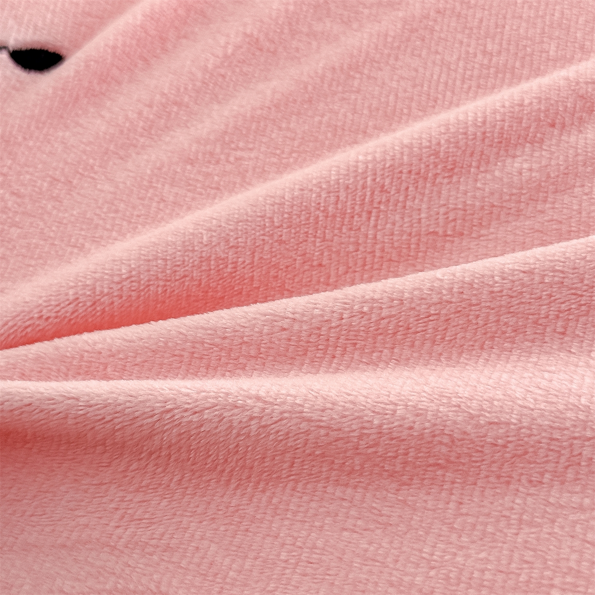 91家纺网 家纺一手货源 找家纺 麦肯锡 2025新款暖绒大象手提猫肚枕枕头枕芯单枕芯 粉色