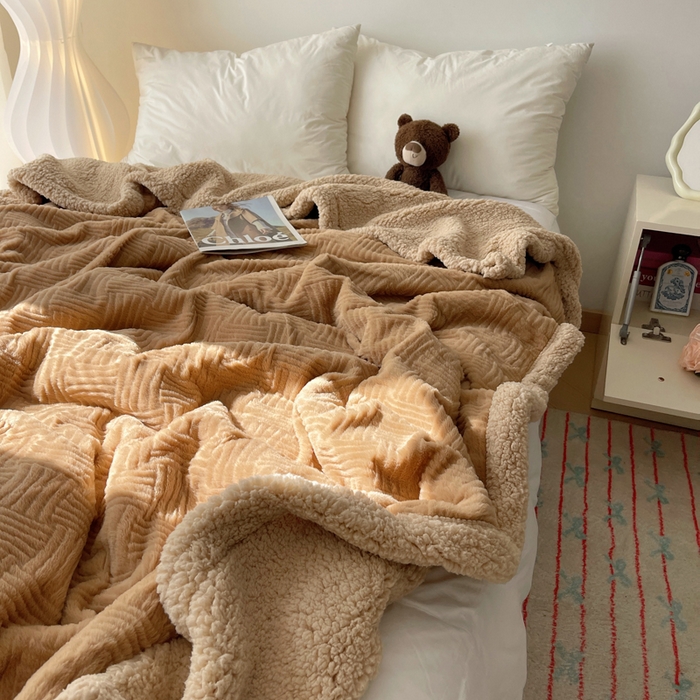 91家纺网 家纺一手货源 找家纺 顾里家纺 2025新款韩系提花兔毛绒毯毛毯毯子 焦糖咖