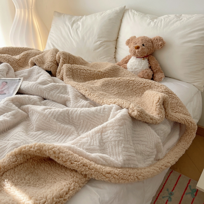 91家纺网 家纺一手货源 找家纺 顾里家纺 2025新款韩系提花兔毛绒毯毛毯毯子 奶杏咖