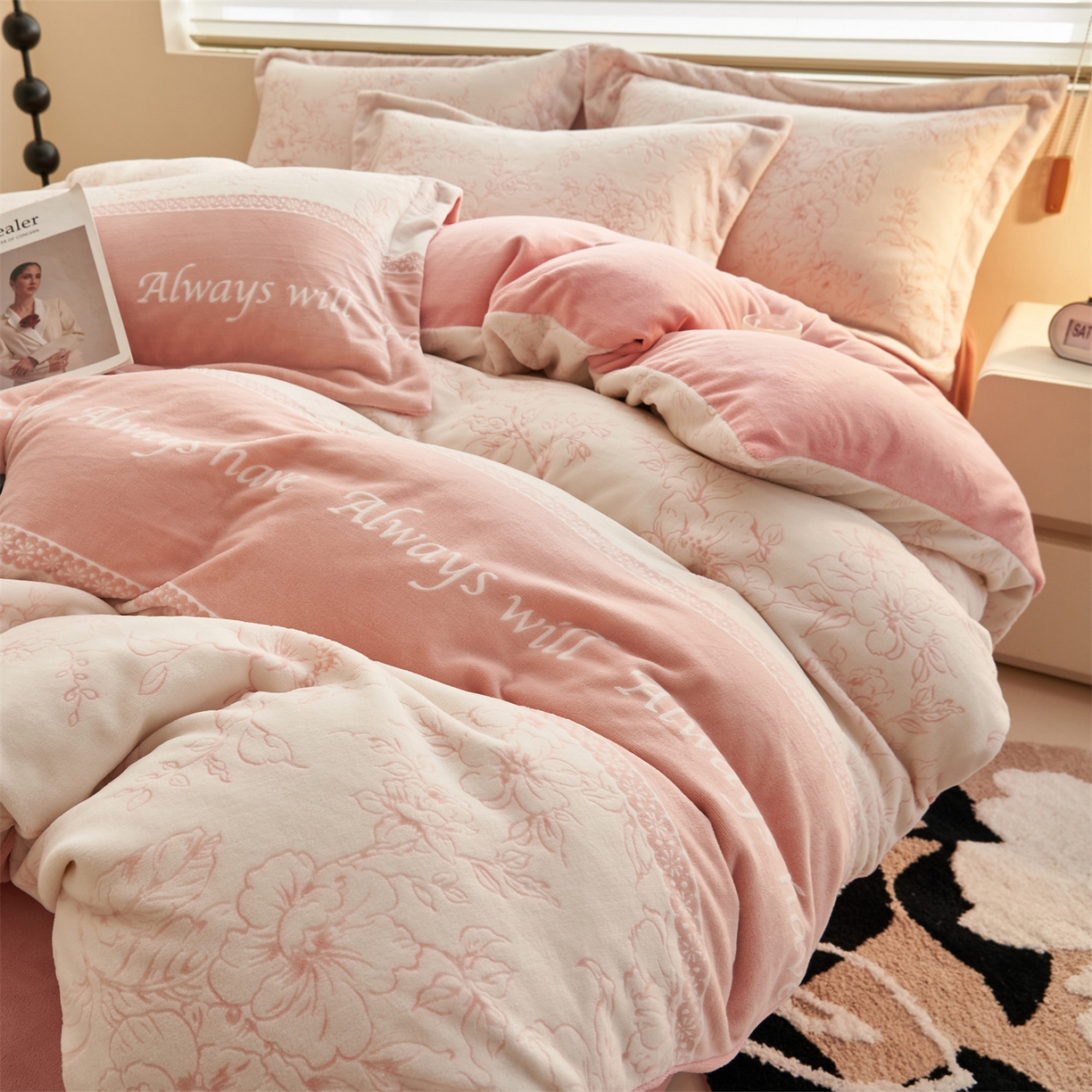 91家纺网 家纺一手货源 找家纺 恒爱家纺 2025新款牛奶绒立体剪花四件套 单边花漾-粉色