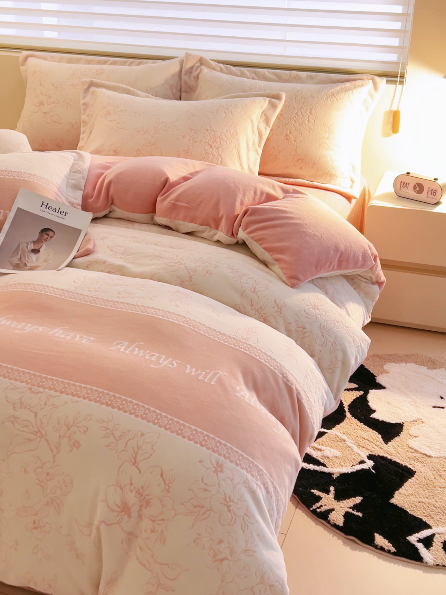 91家纺网 家纺一手货源 找家纺 恒爱家纺 2025新款牛奶绒立体剪花四件套 单边花漾-粉色