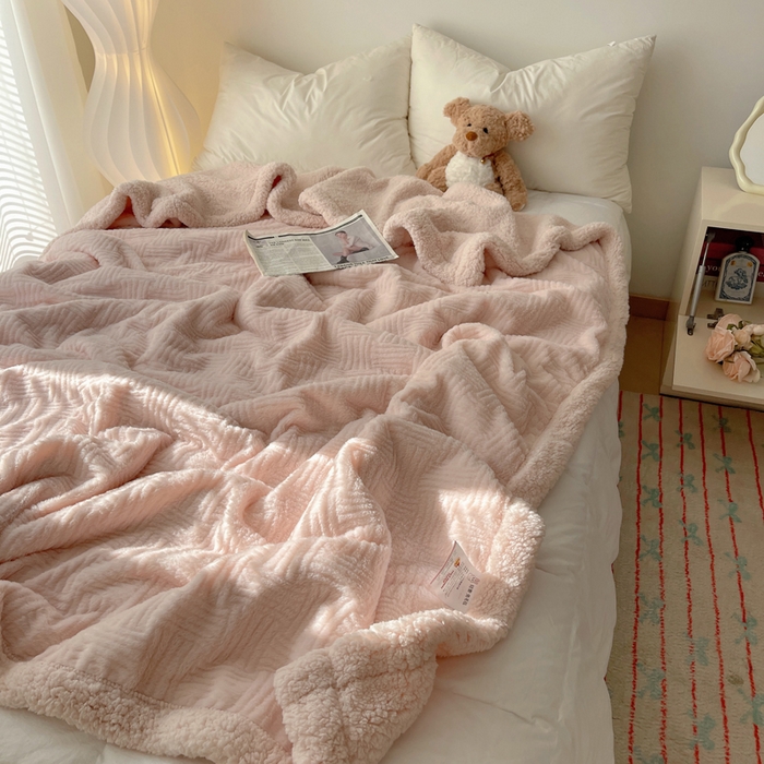 91家纺网 家纺一手货源 找家纺 顾里家纺 2025新款韩系提花兔毛绒毯毛毯毯子 仙女粉