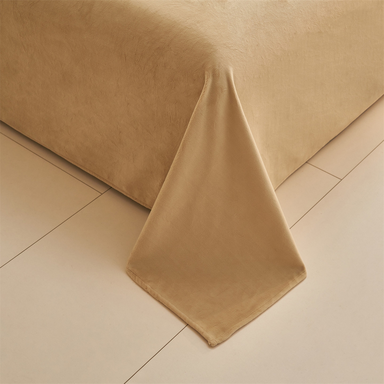 91家纺网 家纺一手货源 找家纺 恒爱家纺 2025新款牛奶绒立体剪花四件套 馥雅-浅咖