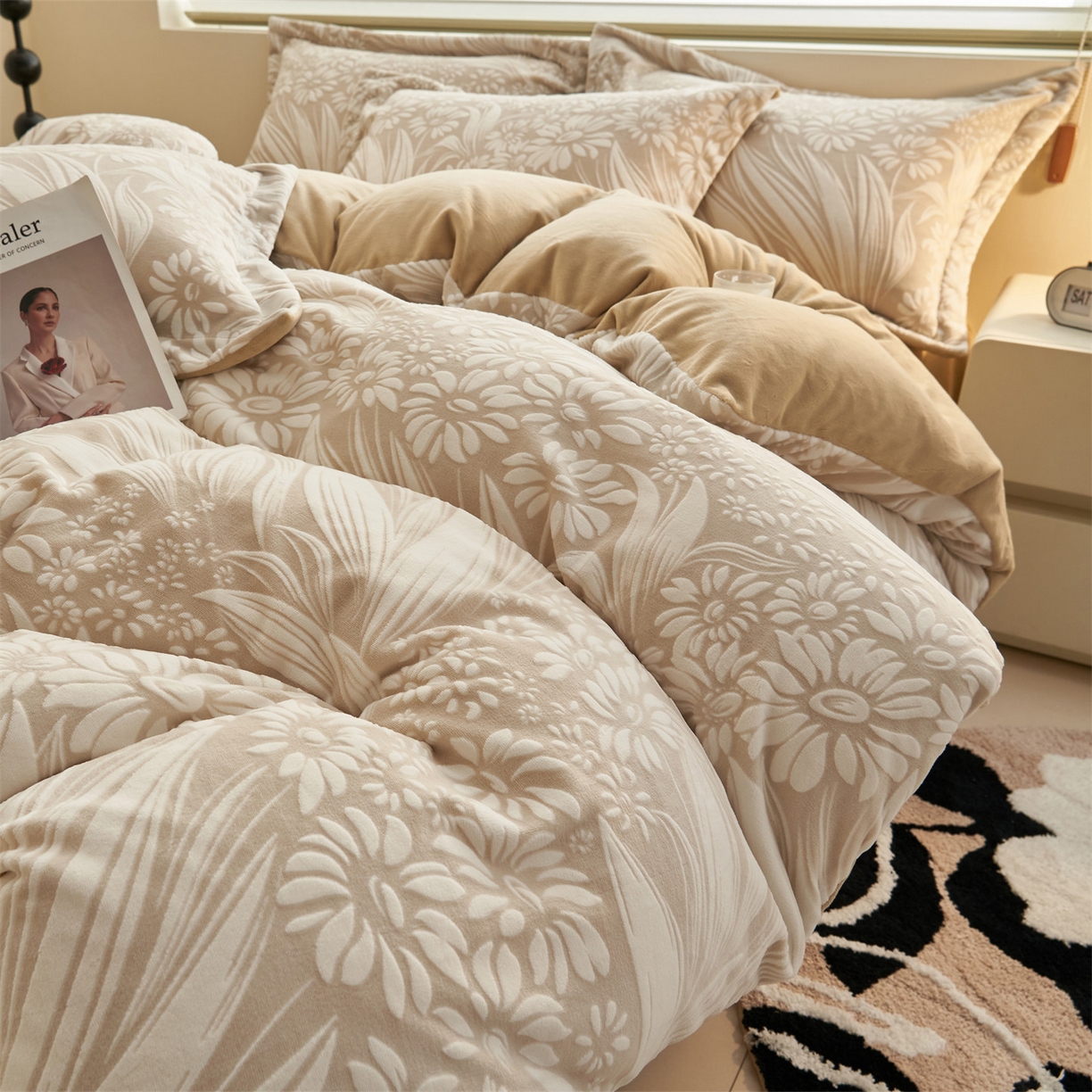 91家纺网 家纺一手货源 找家纺 恒爱家纺 2025新款牛奶绒立体剪花四件套 馥雅-浅咖