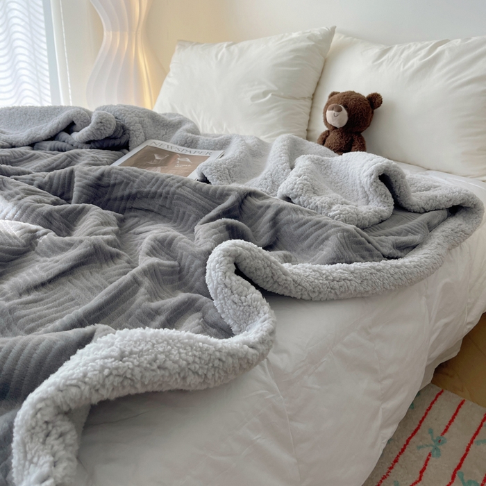 91家纺网 家纺一手货源 找家纺 顾里家纺 2025新款韩系提花兔毛绒毯毛毯毯子 夜空灰