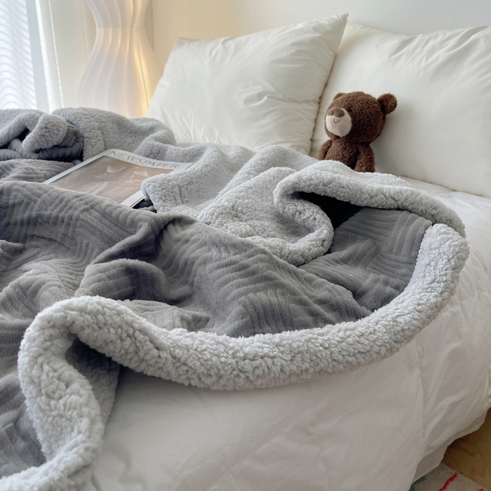 91家纺网 家纺一手货源 找家纺 顾里家纺 2025新款韩系提花兔毛绒毯毛毯毯子 夜空灰