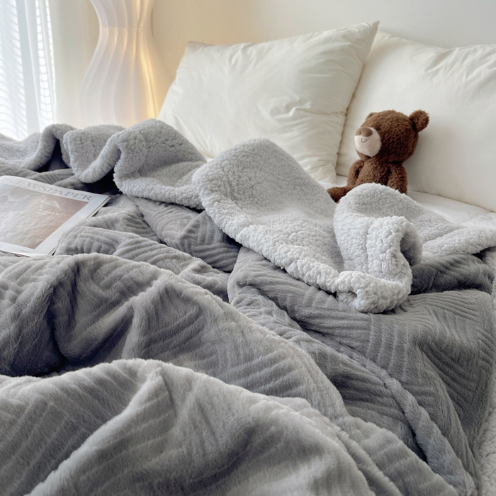 91家纺网 家纺一手货源 找家纺 顾里家纺 2025新款韩系提花兔毛绒毯毛毯毯子 夜空灰