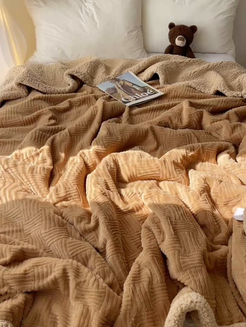 91家纺网 家纺一手货源 找家纺 顾里家纺 2025新款韩系提花兔毛绒毯毛毯毯子 焦糖咖