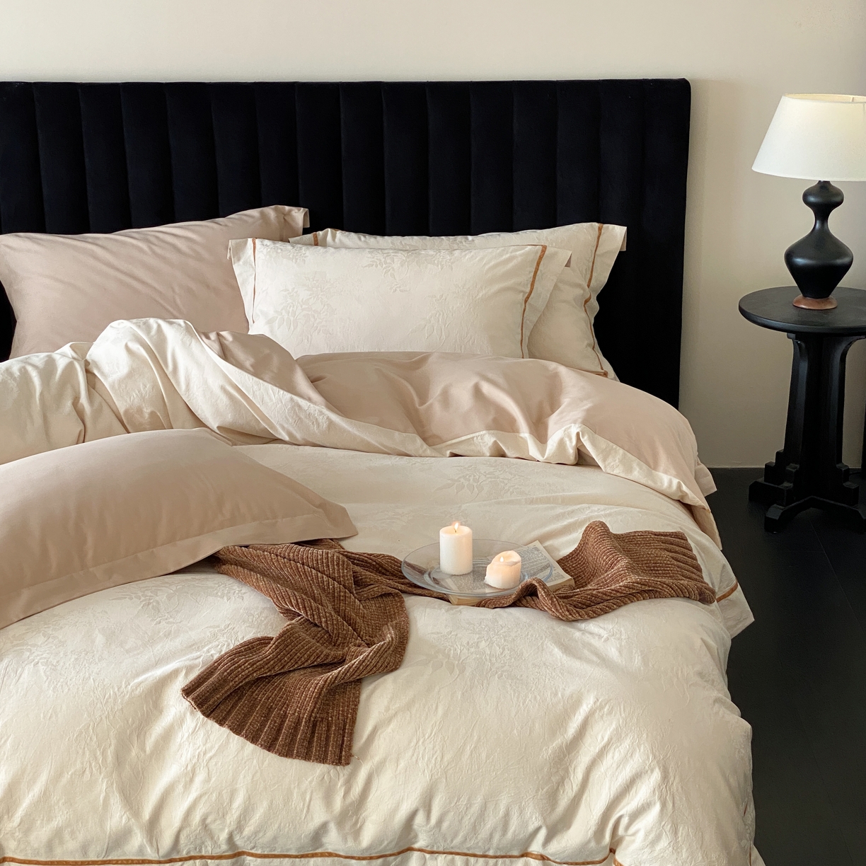 91家纺网 家纺一手货源 找家纺 （总）玉宇阁家居 2025新款色织空气大提花磨毛四件套-工艺款