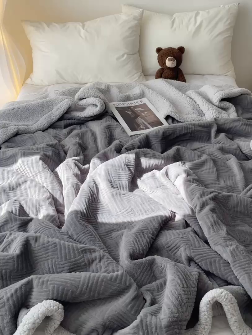 91家纺网 家纺一手货源 找家纺 顾里家纺 2025新款韩系提花兔毛绒毯毛毯毯子 夜空灰