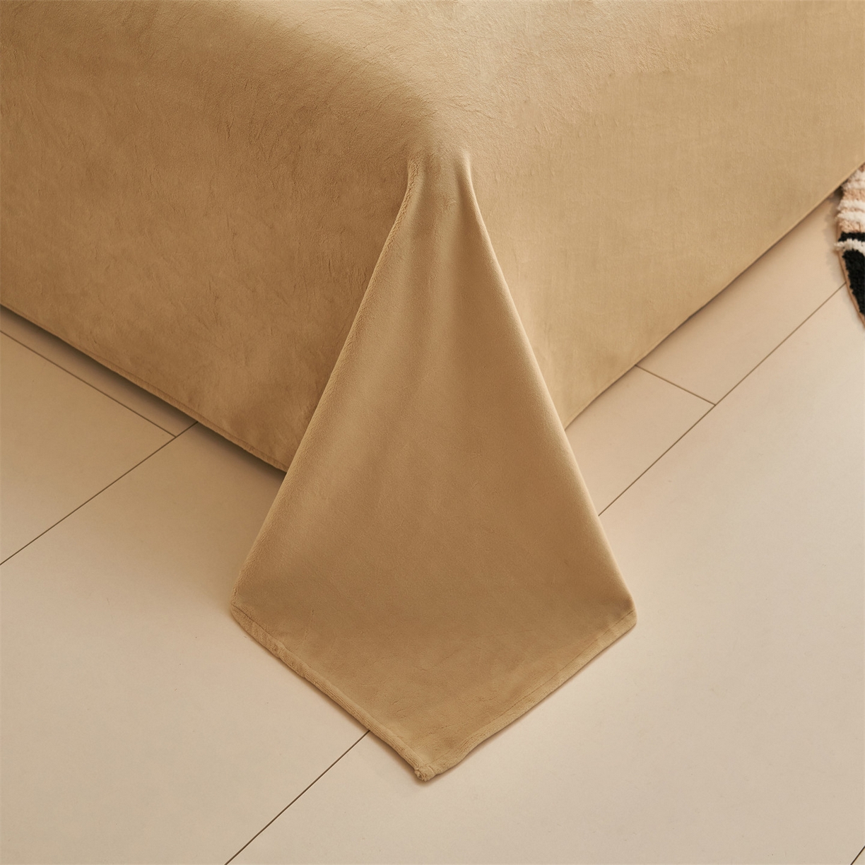 91家纺网 家纺一手货源 找家纺 恒爱家纺 2025新款牛奶绒立体剪花四件套 漫步时光-浅咖