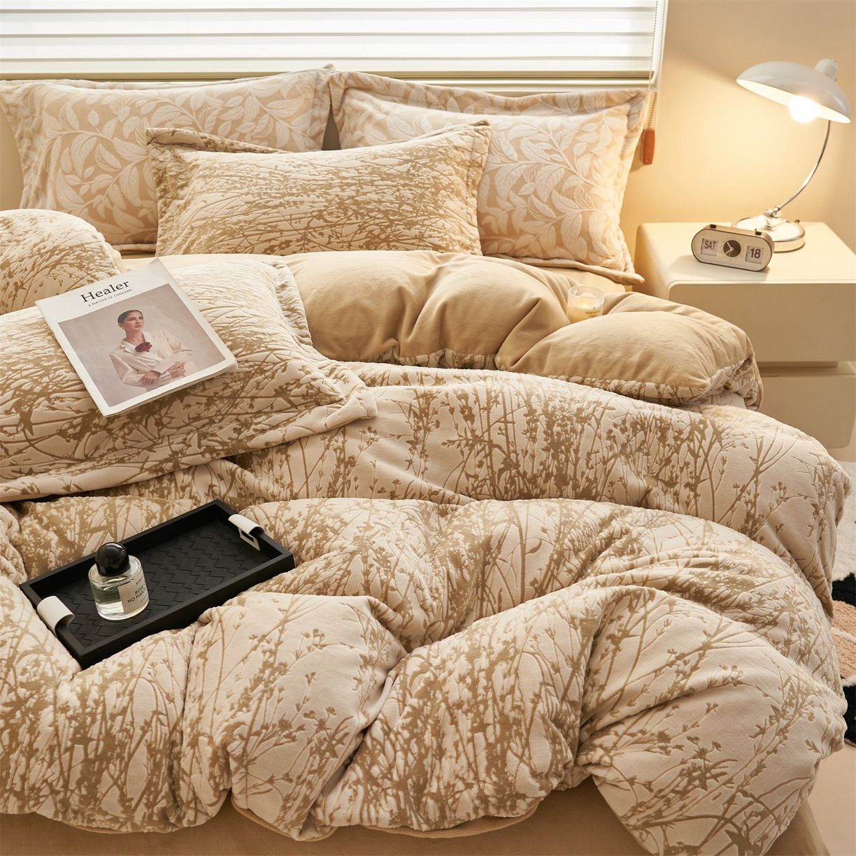 恒爱家纺 2025新款牛奶绒立体剪花四件套 写意风情-咖啡