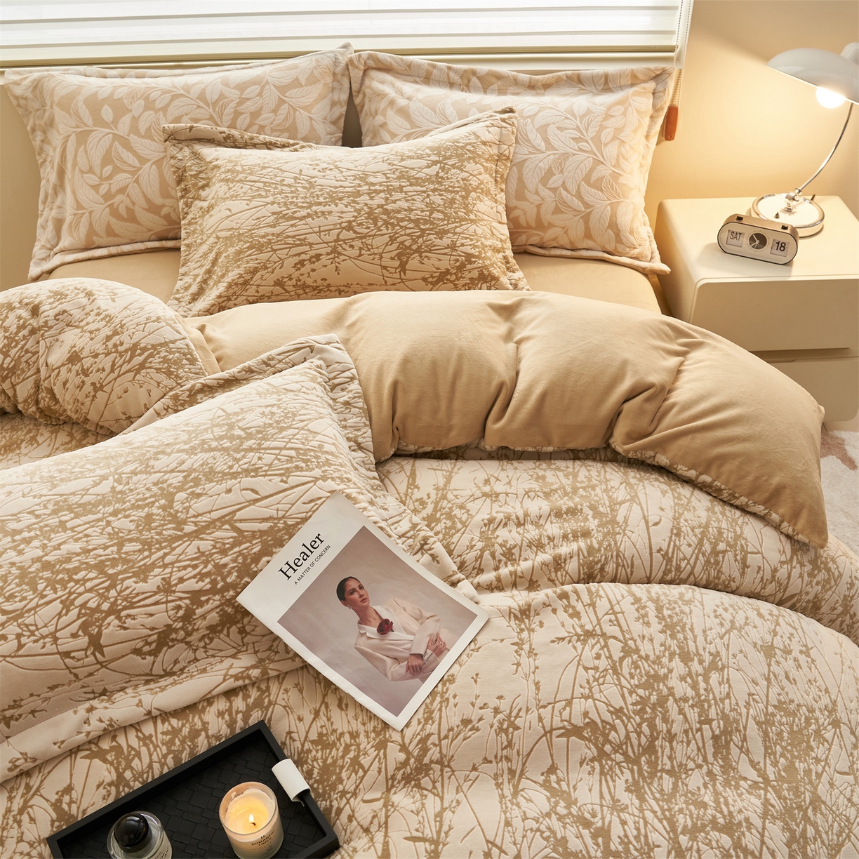 91家纺网 家纺一手货源 找家纺 恒爱家纺 2025新款牛奶绒立体剪花四件套 写意风情-咖啡