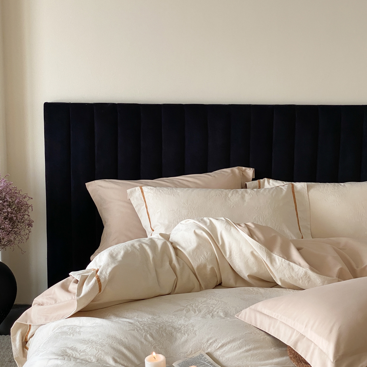 91家纺网 家纺一手货源 找家纺 玉宇阁家居 2025新款色织空气大提花磨毛四件套-工艺款 磨毛款-白茶氤氲