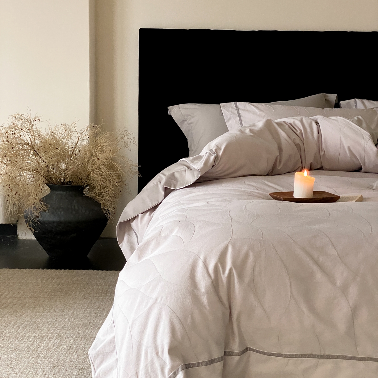 91家纺网 家纺一手货源 找家纺 玉宇阁家居 2025新款色织空气大提花磨毛四件套-工艺款 磨毛款-沉香乌木