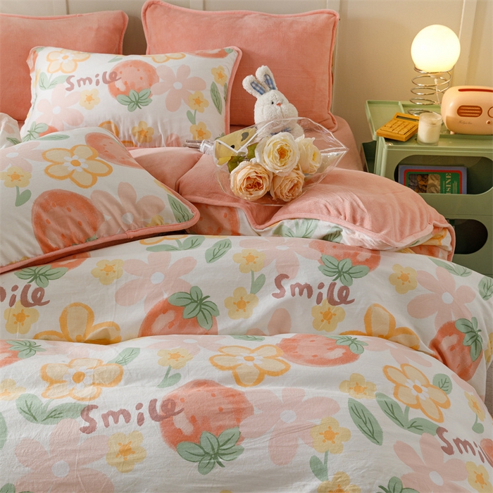 91家纺网 家纺一手货源 找家纺 红粉佳人家纺 2025新款A类棉加绒印花四件套 卡布林